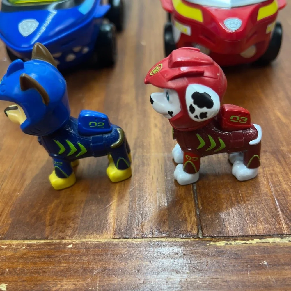 Paw Patrol Aqua Pups Chase Shark Marshall Dolphin Vehicle Figure Set 2022